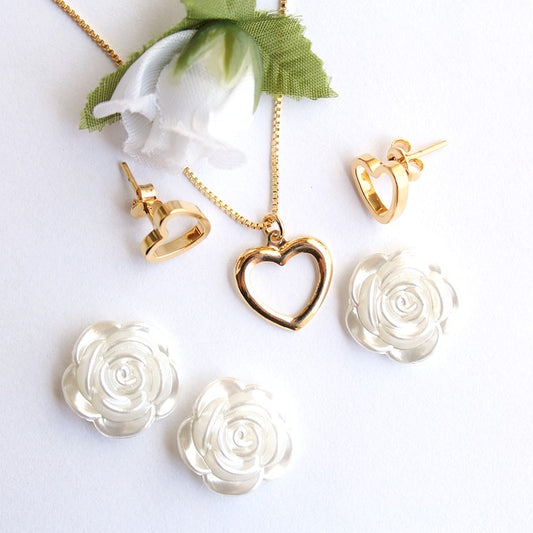 Women's Appareal and accessories